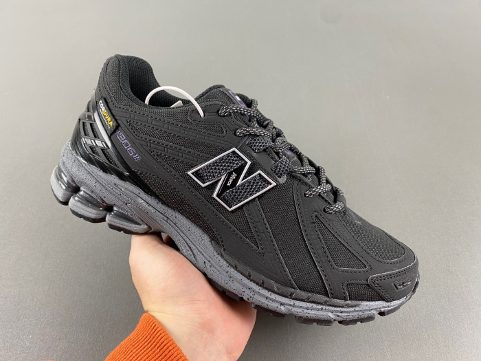 New Balance 1906R M1906ROC