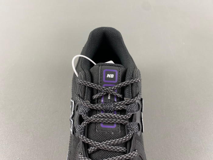 New Balance 1906R M1906RU