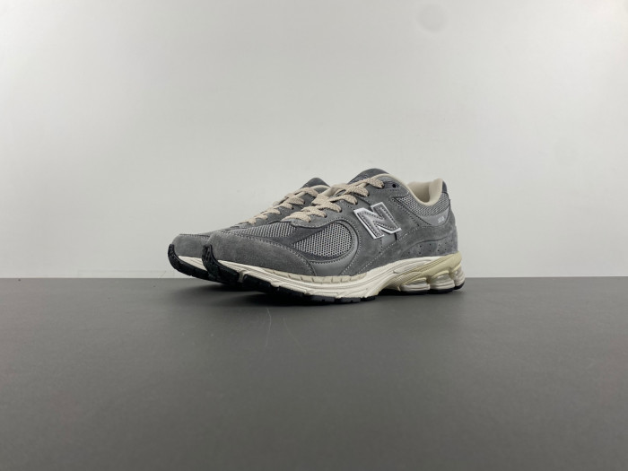 New Balance 2002R M2002RNM