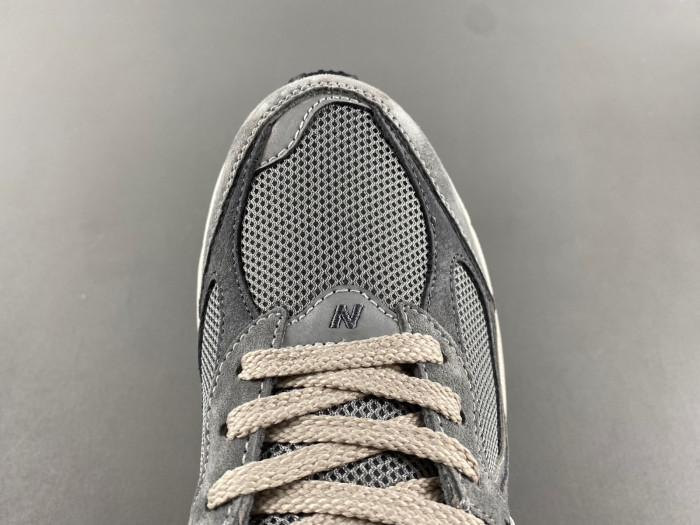 New Balance 2002R M2002RNM