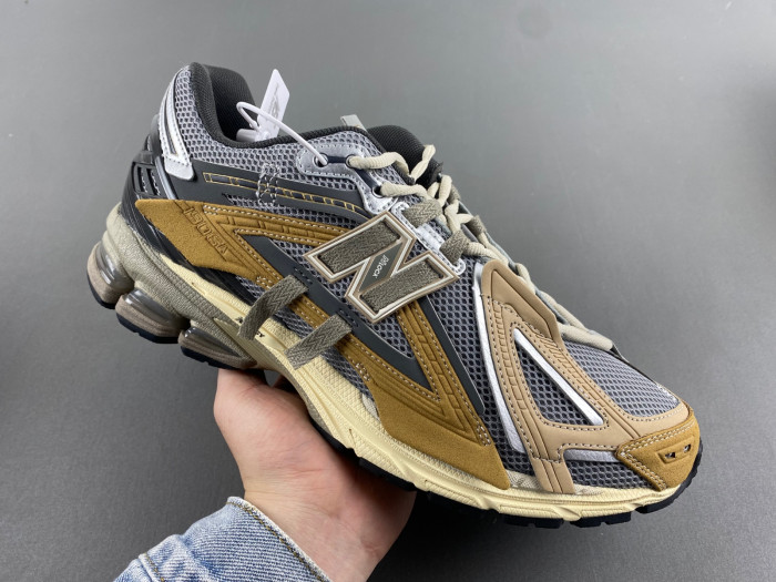 New Balance U1906AA