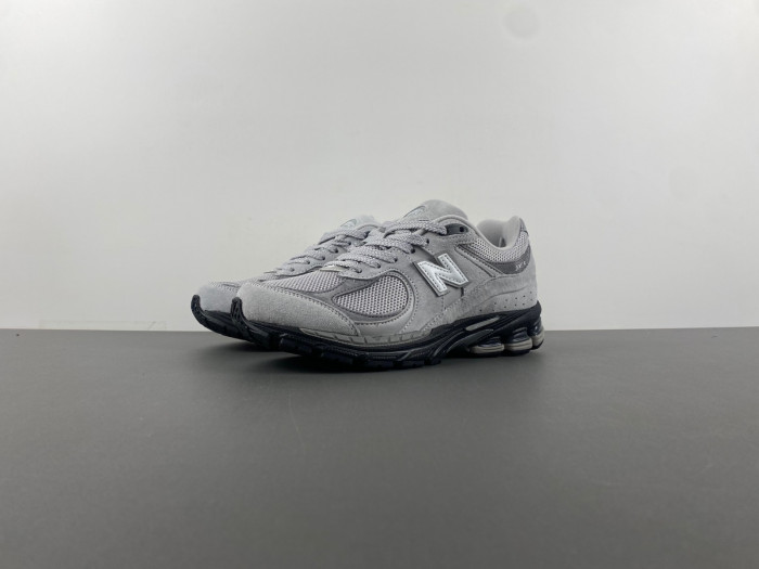 New Balance 2002R M2002RC1