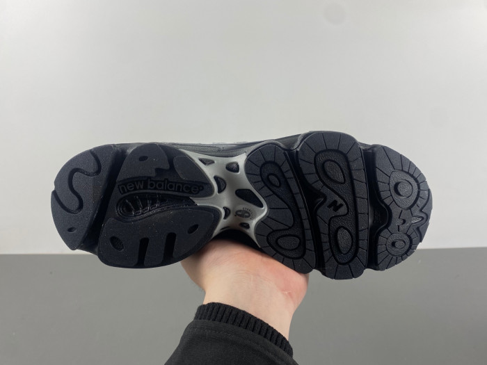New Balance M1000JA