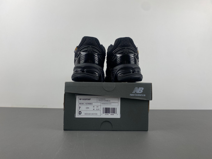 New Balance M1906RWF