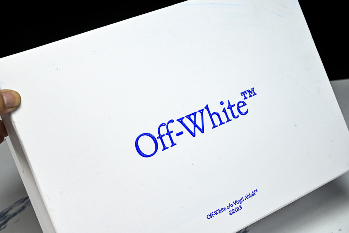 OF BE RIGHT BACK SNEAKERS OB58