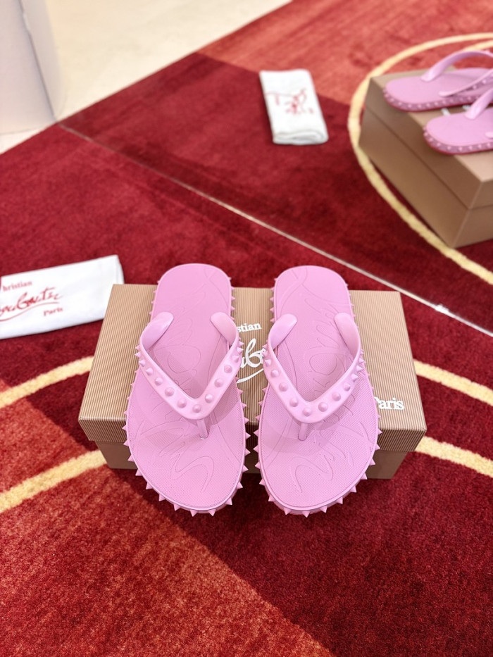 CL SLIPPERS 101220