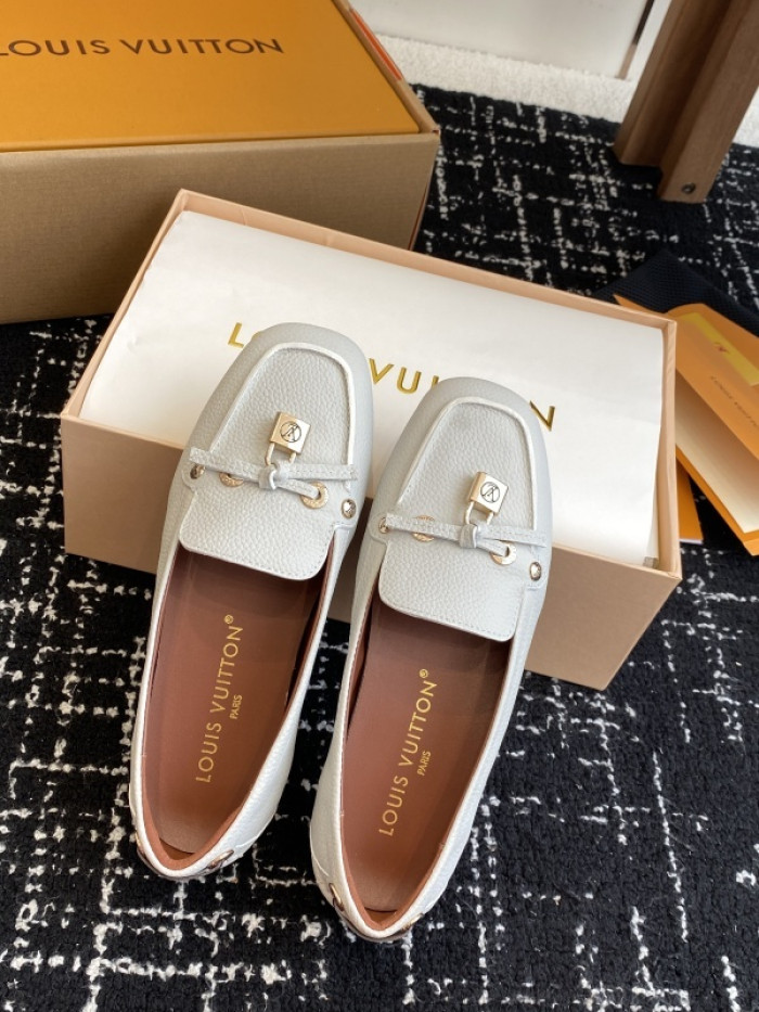 LOVT SNEAKER lv-382