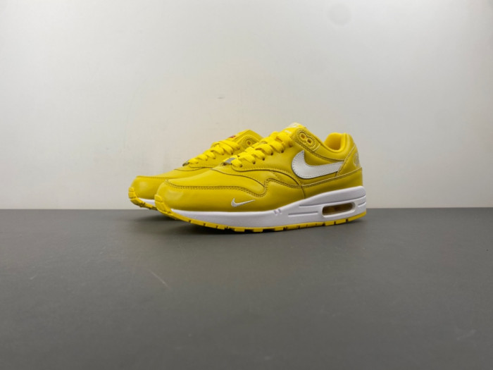 Nike Air Max 1 '87 “Speed Yellow" HF8813-700