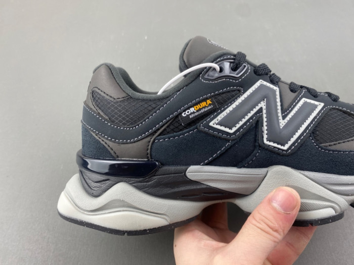 New Balance 9060 U9060ORA