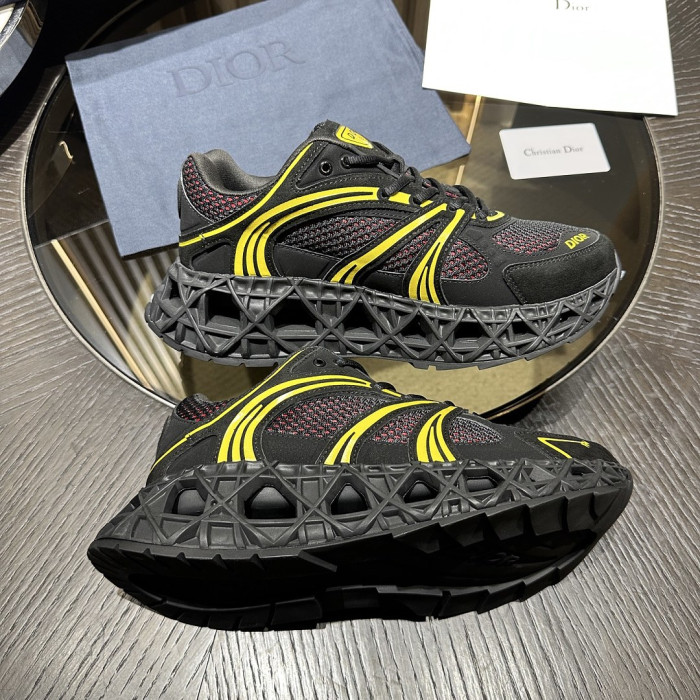 DR B35 LOW-TOP SNEAKERS DR-299