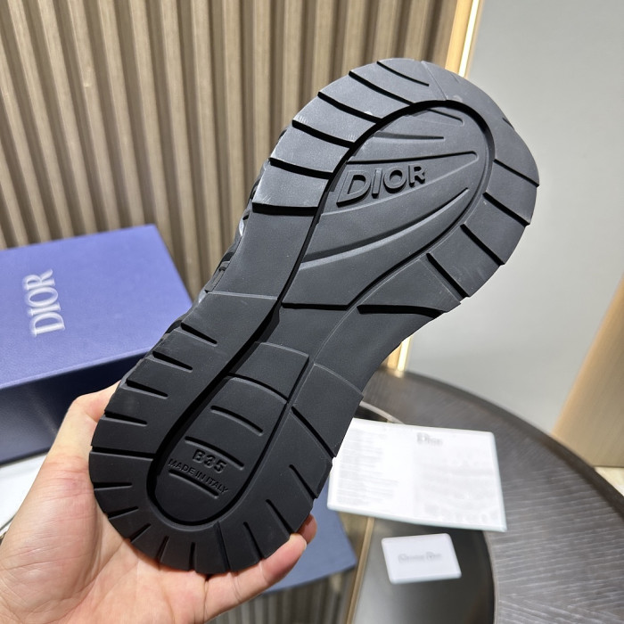 DR B35 LOW-TOP SNEAKERS DR-302
