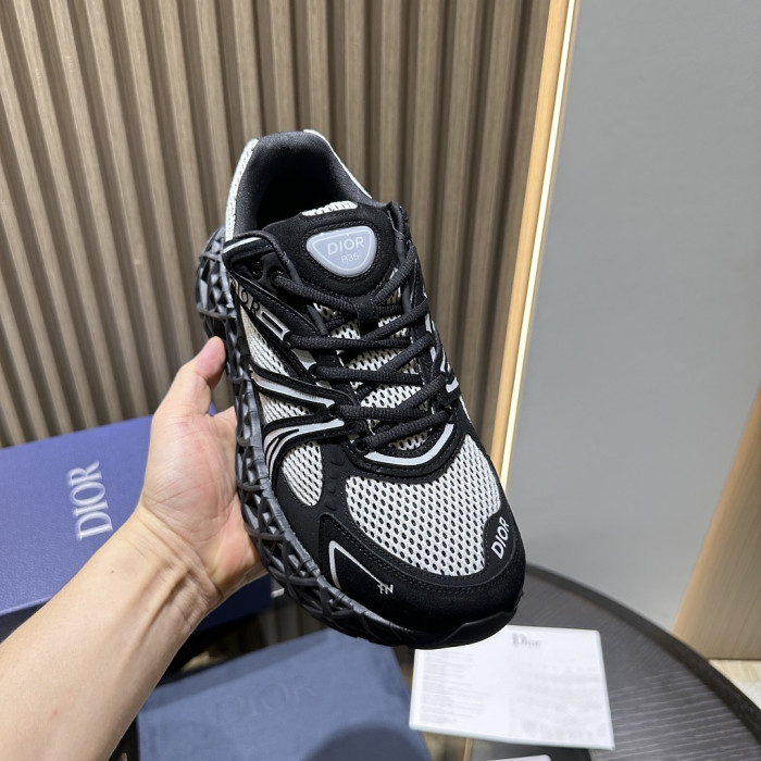 DR B35 LOW-TOP SNEAKERS DR-302