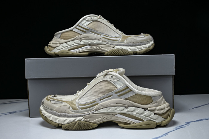 BL TRIPLE S 2 TRAINERS SNEAKERS WTSMO-9900