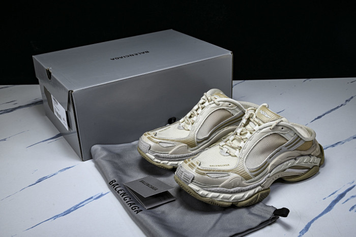 BL TRIPLE S 2 TRAINERS SNEAKERS WTSMO-9900