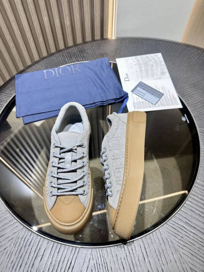 DR B33 LOW-TOP SNEAKERS DR-115