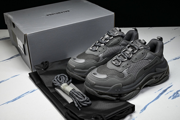 BL TRIPLE S TRAINERS SNEAKERS BTS-35