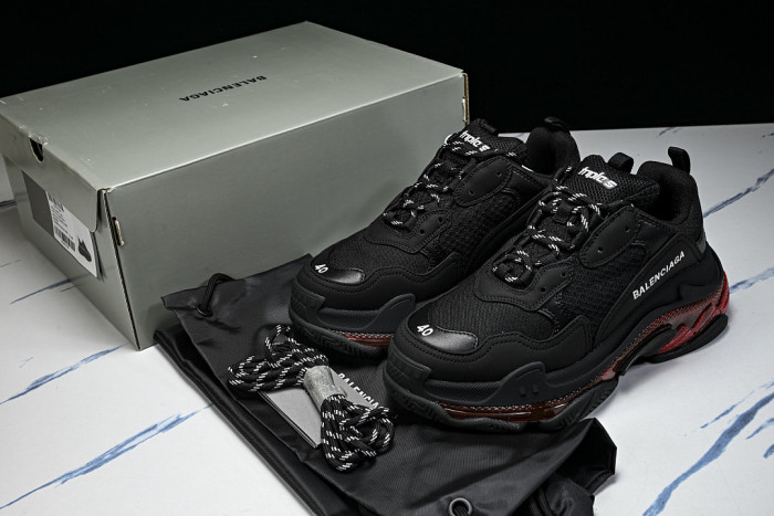 BL TRIPLE S TRAINERS SNEAKERS W2FR1-1053