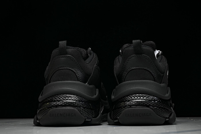 BL TRIPLE S TRAINERS BLACK SNEAKERS W1FB3-1001