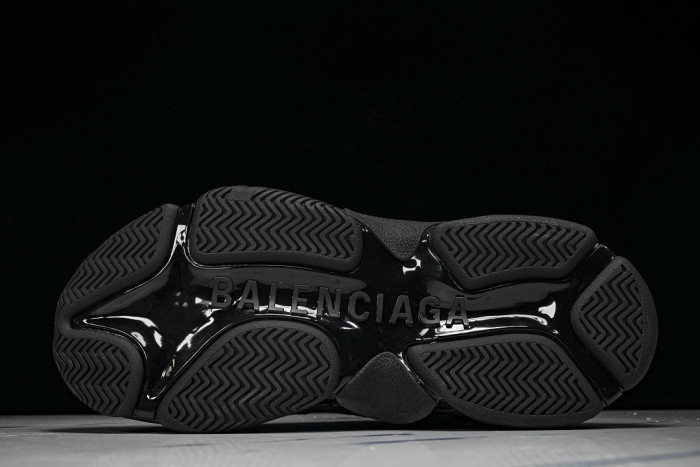 BL TRIPLE S TRAINERS BLACK SNEAKERS W1FB3-1001