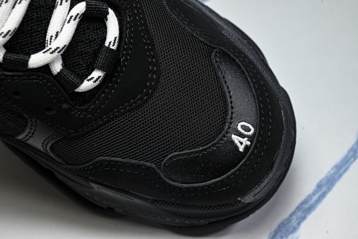 BL TRIPLE S TRAINERS SNEAKERS W2FB1-1000