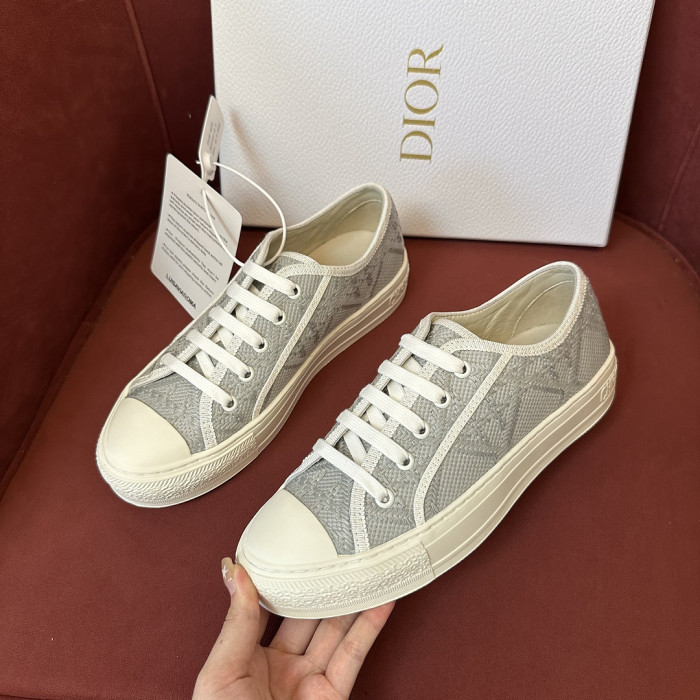 DR LOW-TOP SNEAKERS DR-244