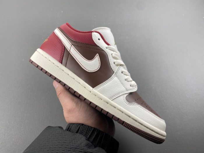Air Jordan 1 Low IR7600-211