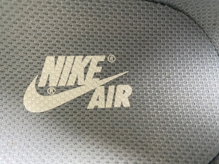 Travis Scott x Air Jordan 1 Low "Medium Olive" HQ2004-400