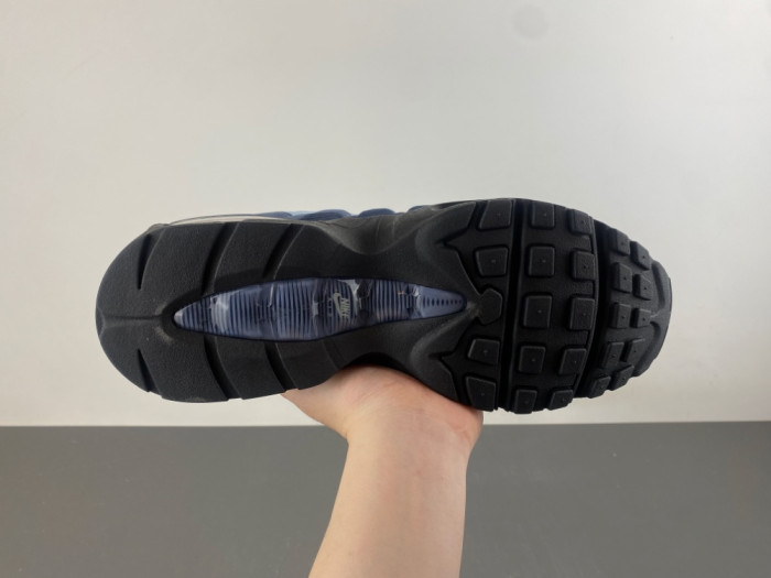 Nike Air Max 95 OG Obsidian Releases Fall 2025 IH4457-400