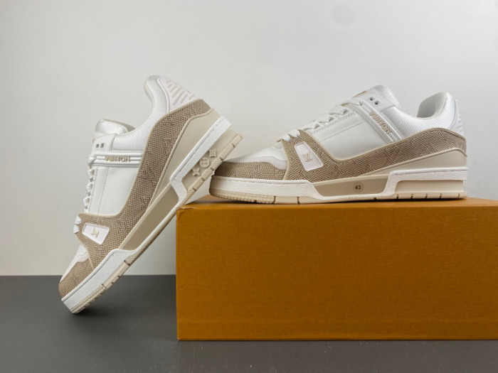 LOVT SNEAKER lv-623