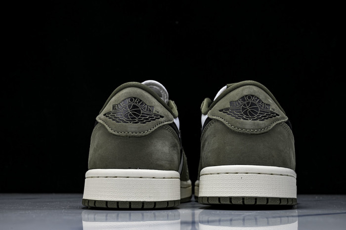 Air Jordan 1 Low OG "Medium Olive" HQ6998-200