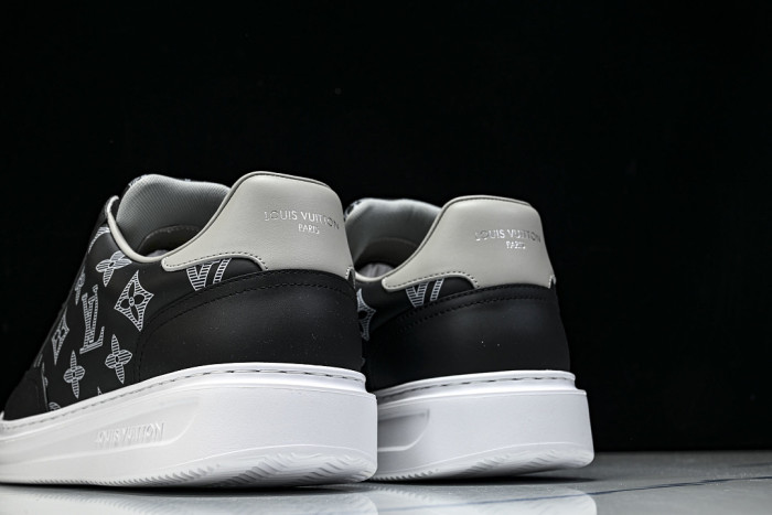 LOVT SNEAKER lv-632