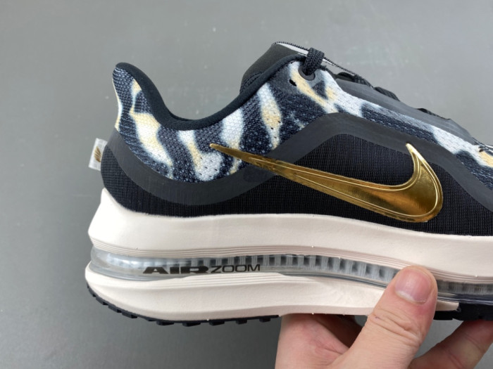 Nike Air Zoom Pegasus Premium Zebra IQ0368-010