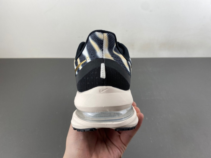 Nike Air Zoom Pegasus Premium Zebra IQ0368-010