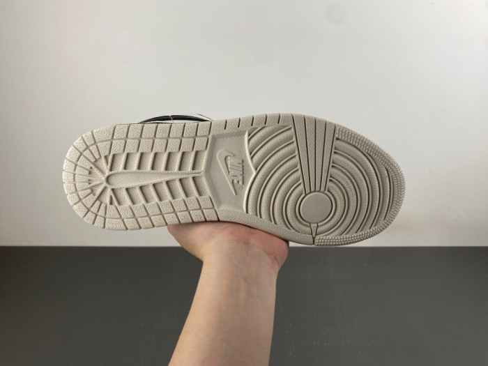 Air Jordan 1 Low IV5325-110