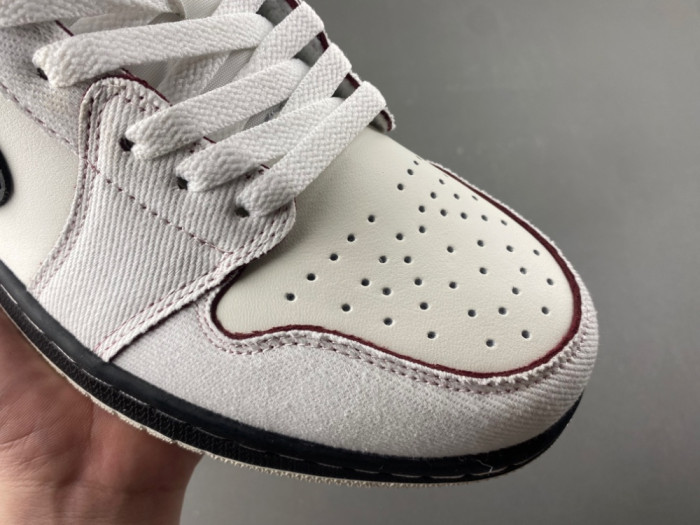 Air Jordan 1 Low IV5325-110