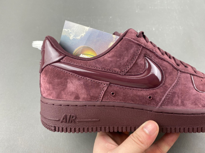 Nike Air Force 1 Low 