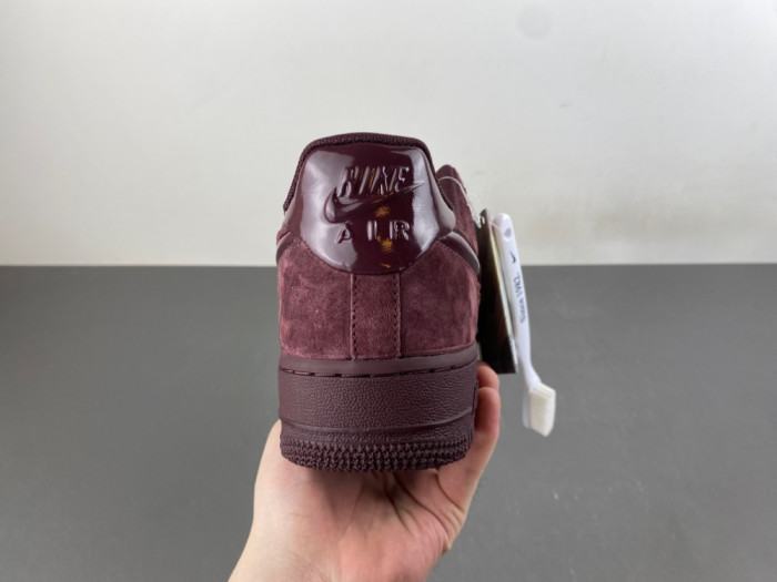 Nike Air Force 1 Low 