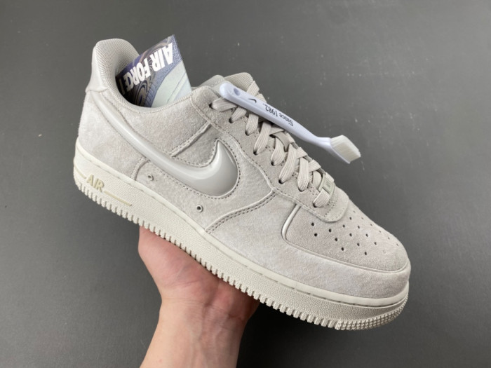 Nike Air Force 1 Low 