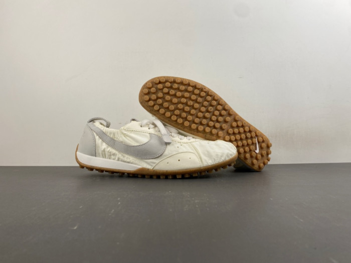 Jacquemus x Nike Jacumoon Shoe HV8547-002
