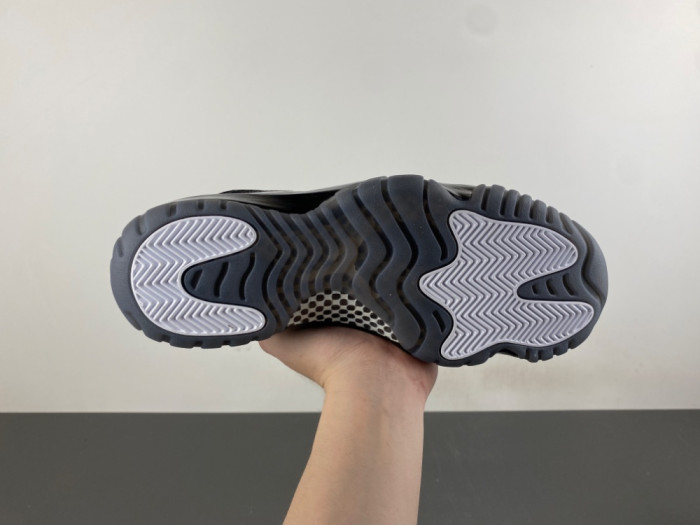 COMME des GARÇONS x Air Jordan 11 IV7639-001