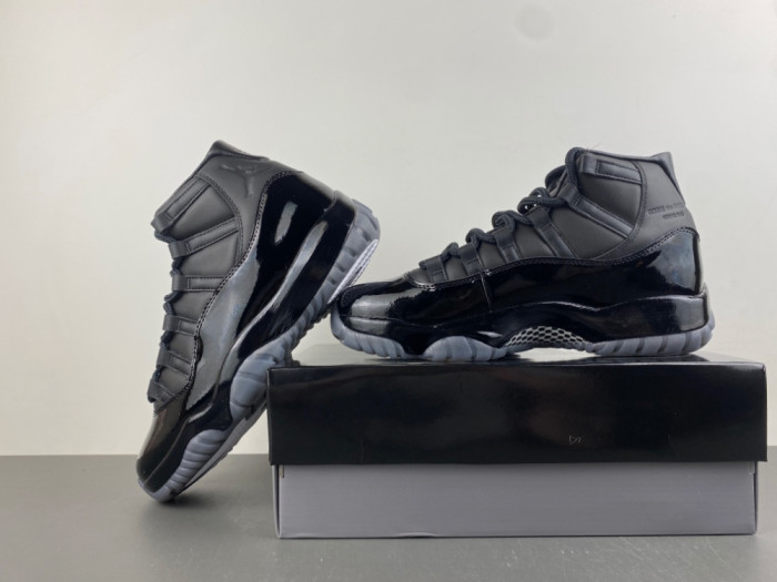 COMME des GARÇONS x Air Jordan 11 IV7639-001