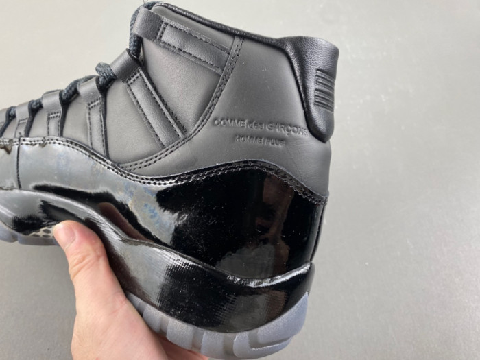COMME des GARÇONS x Air Jordan 11 IV7639-001