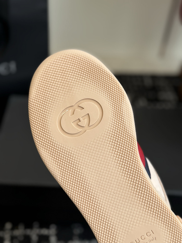 LOW-TOP SNEAKER GC-68