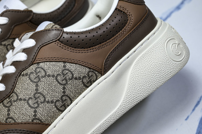 LOW-TOP SNEAKER GC-62