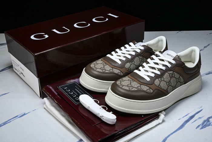 LOW-TOP SNEAKER GC-62