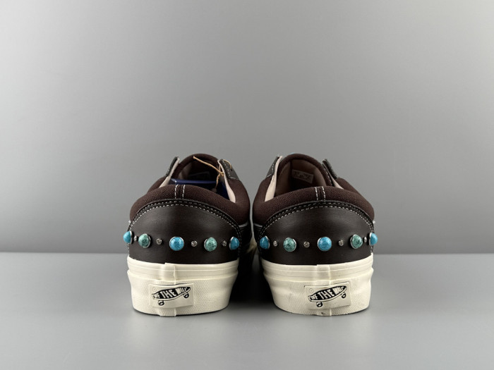 VANS SNEAKERS VS-16