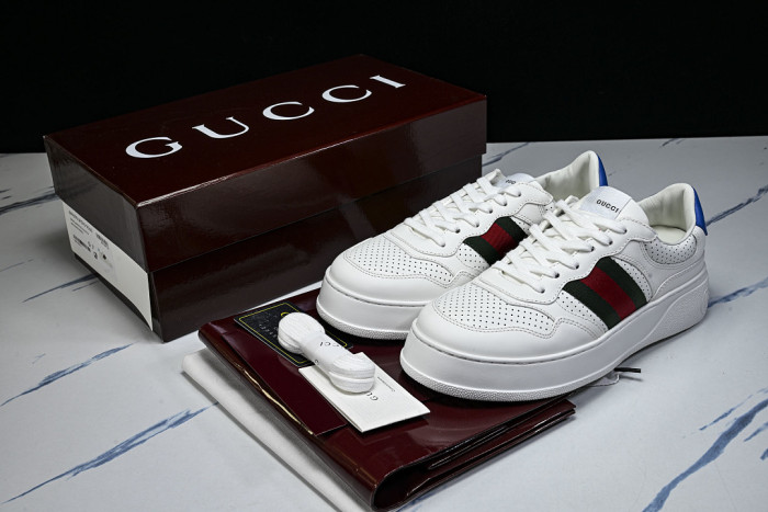 LOW-TOP SNEAKER GC-64