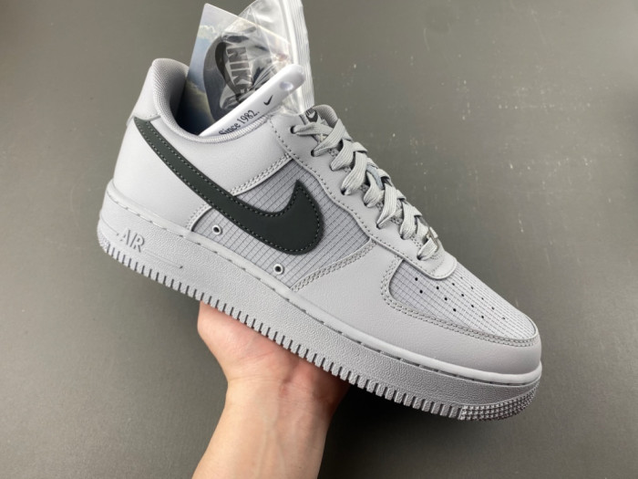 Nike Air Force 1 Low 