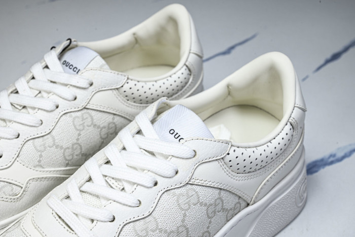 LOW-TOP SNEAKER GC-66