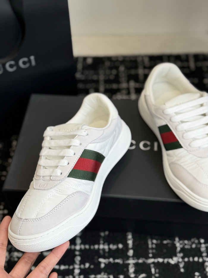 LOW-TOP SNEAKER GC-61